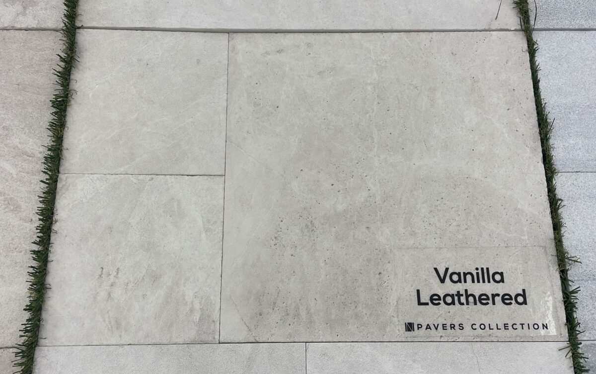 Pavers Marble Leathered Vanilla